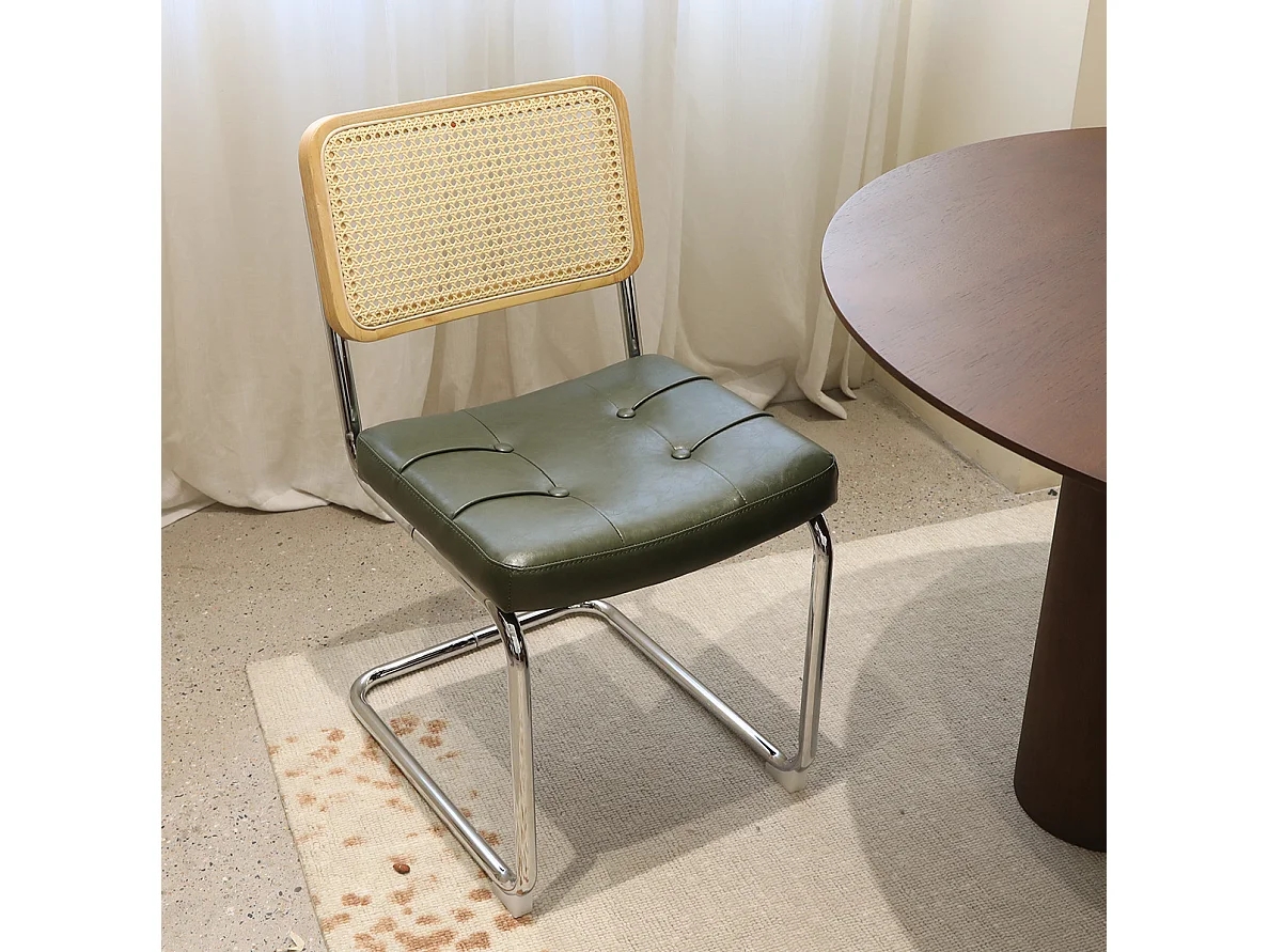Conjunto de 4 cadeiras em pele sintética com pés cromados - Para sala de jantar, sala de estar ou cozinha - Verde