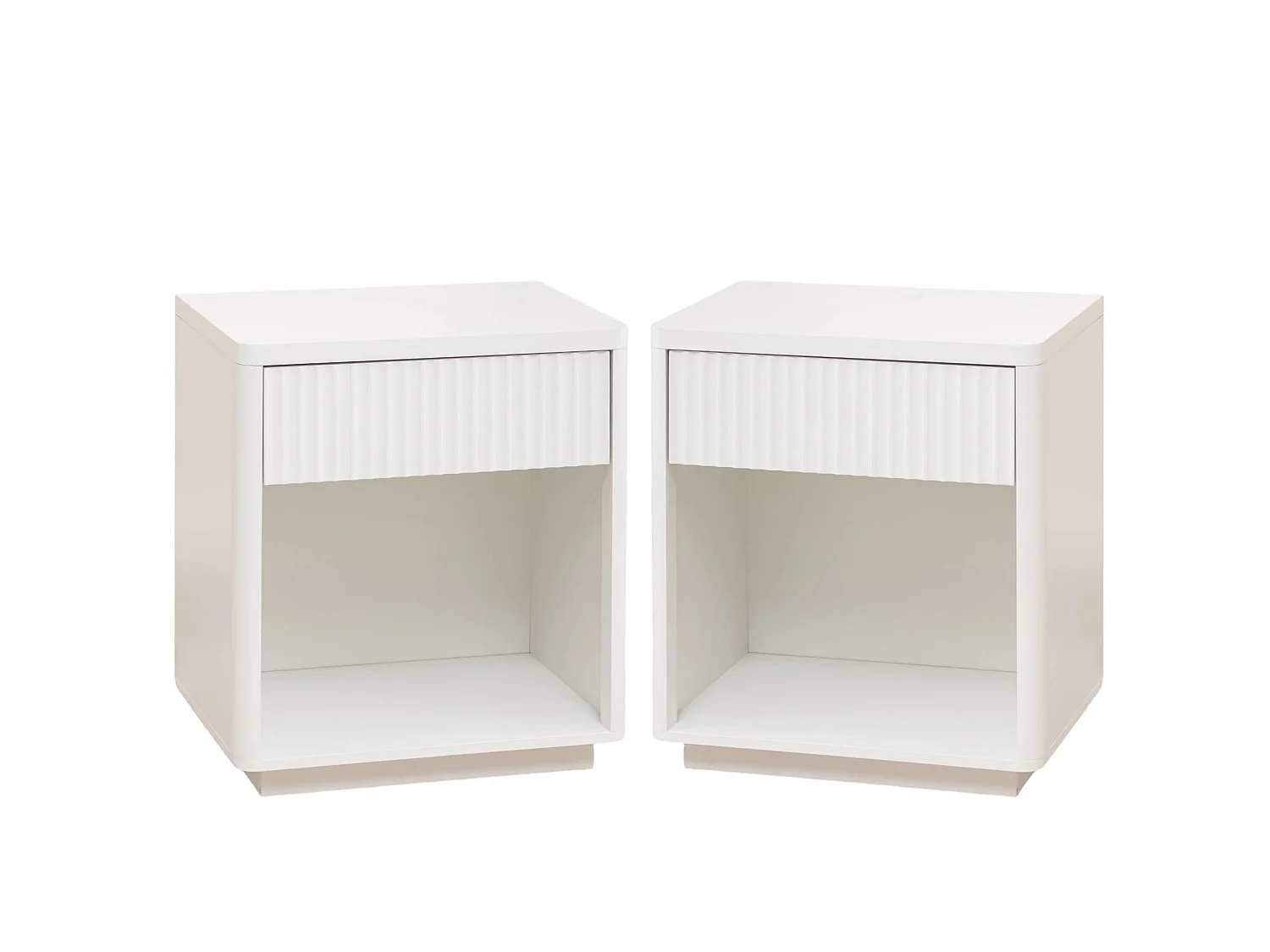 Set med 2 vita sängbord (55 x 40 x 63,5 cm) med en låda och ett öppet fack.
