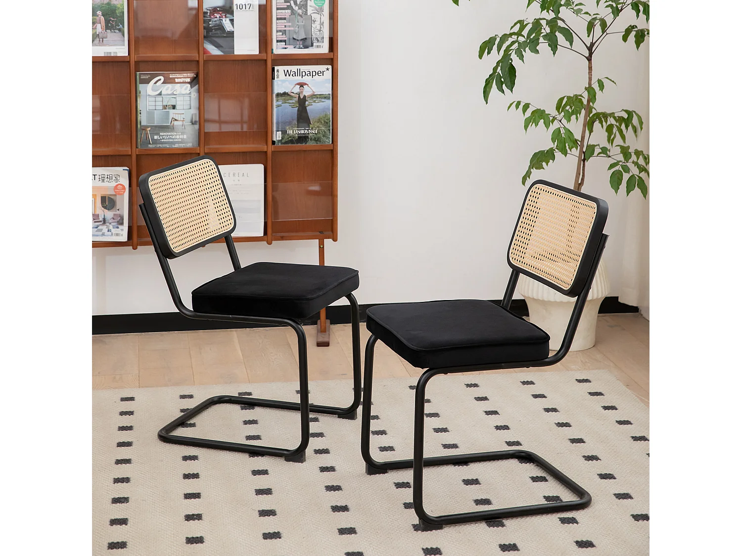 Lot de 2 chaises de salle à manger en rotin et velours - Pieds chromés - Noir