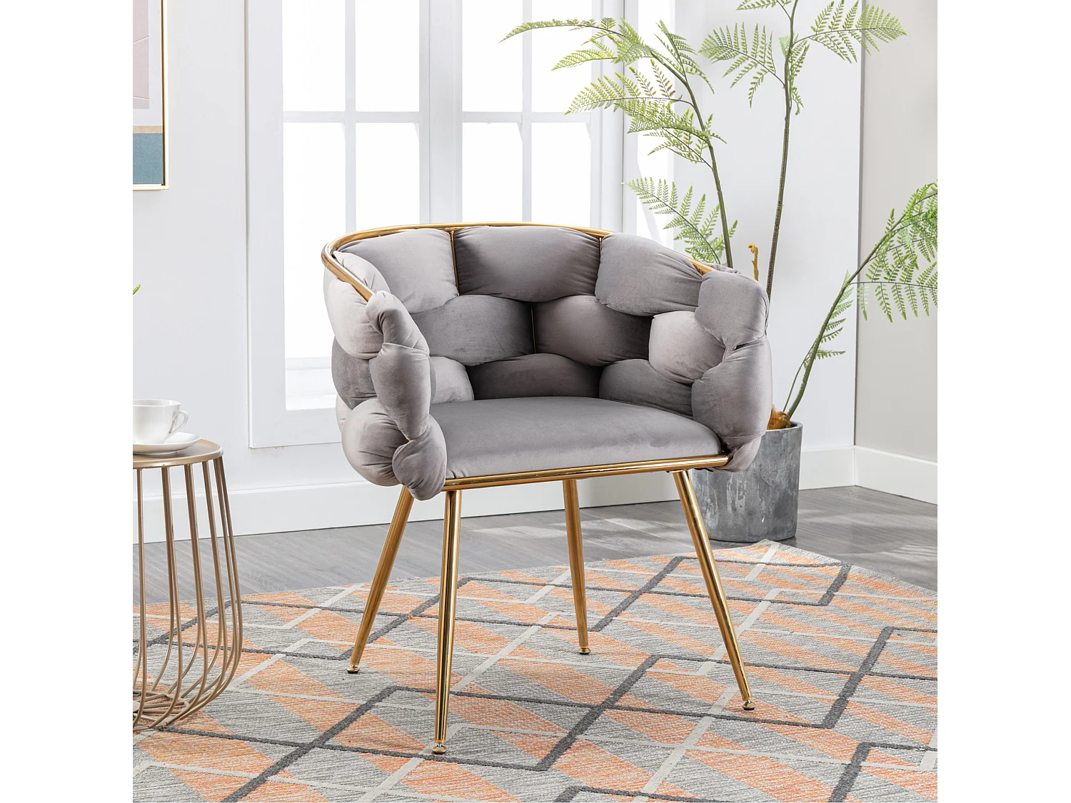 Chaise en velours gris avec cadre en métal doré - Pour chambre, salon, salle à manger