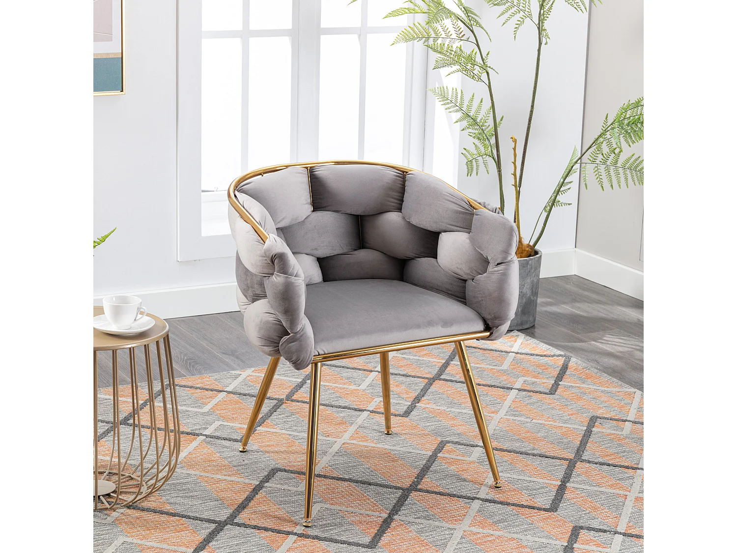 Chaise en velours gris avec cadre en métal doré - Pour chambre, salon, salle à manger