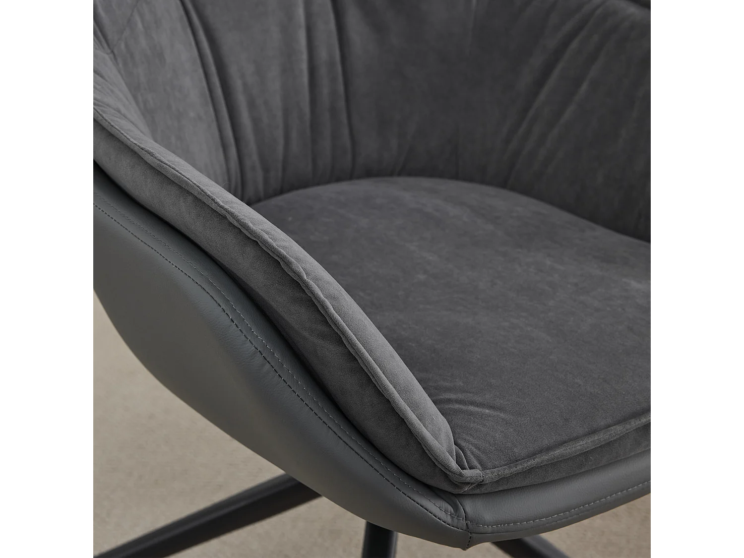 Chaise de bureau pivotant avec accoudoirs - Simili cuir et tissu - Gris