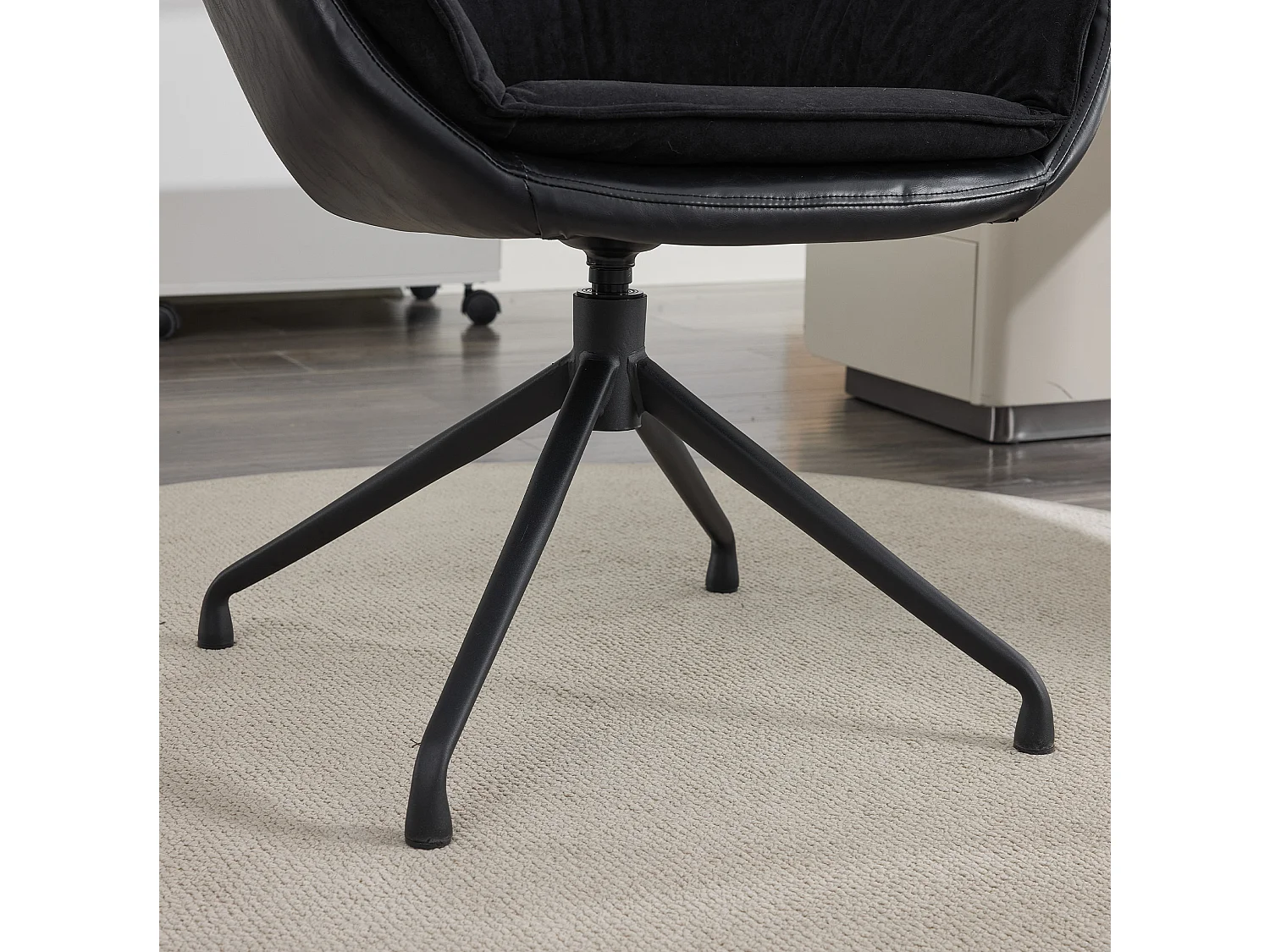 Chaise de bureau pivotant avec accoudoirs - Simili cuir et tissu - Noir