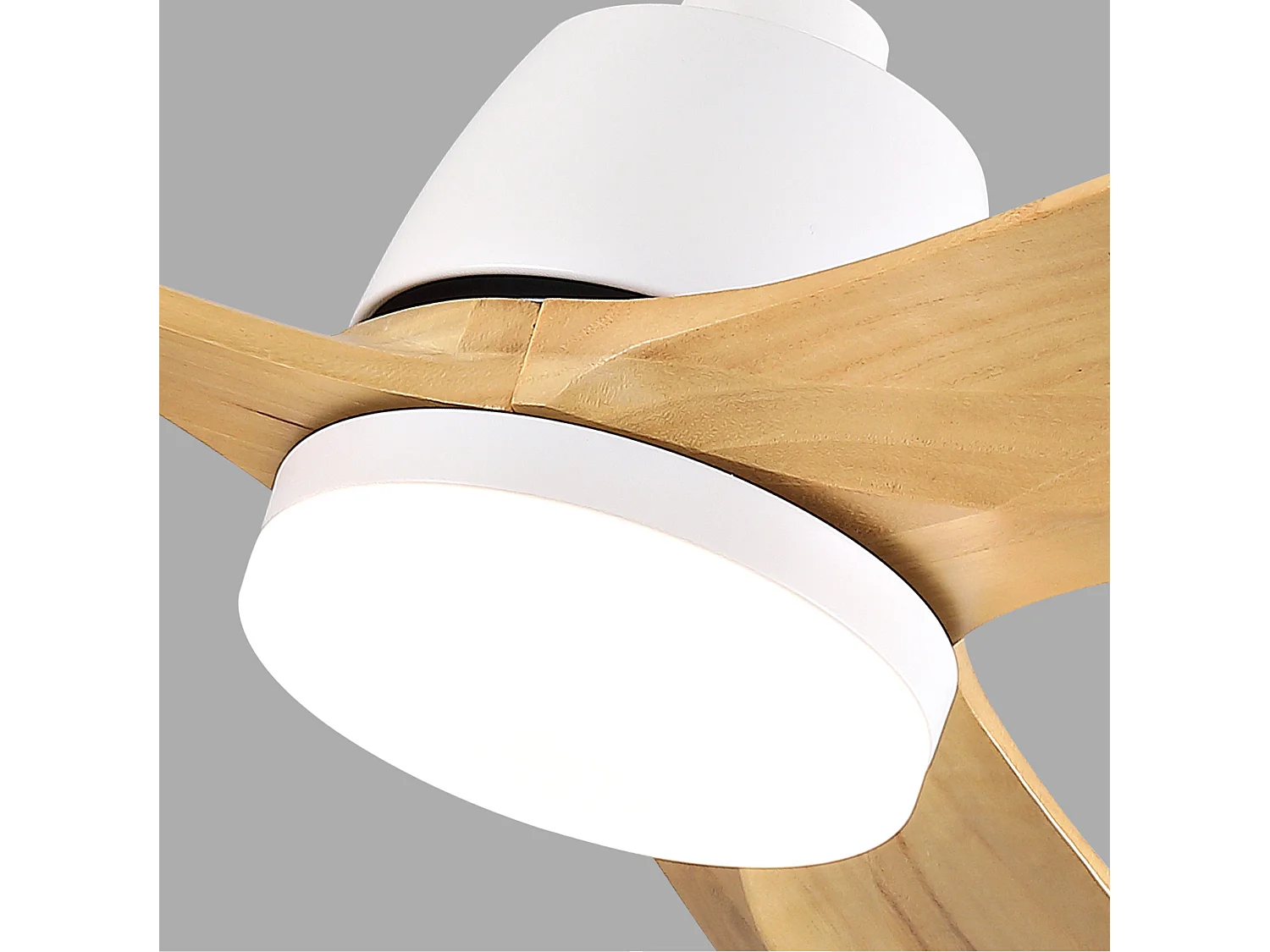 Ventilateur de plafond moderne avec intensité lumineuse réglable , 3 pales, 6 vitesses - Blanc et bois