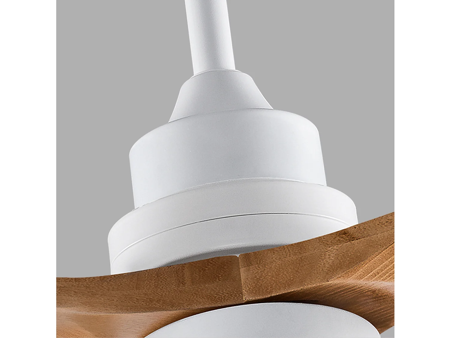 Ventilateur de plafond de 132 cm avec éclairage, télécommande et pales en bois - Blanc et bois