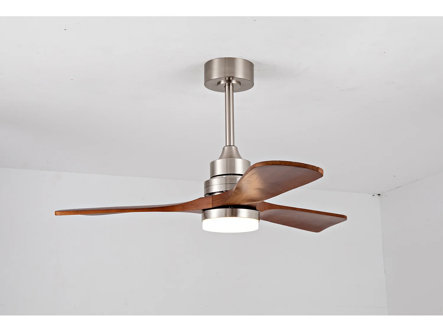 Ventilateur de plafond en bois avec lumière , 3 pales et télécommande, Été/Hiver
