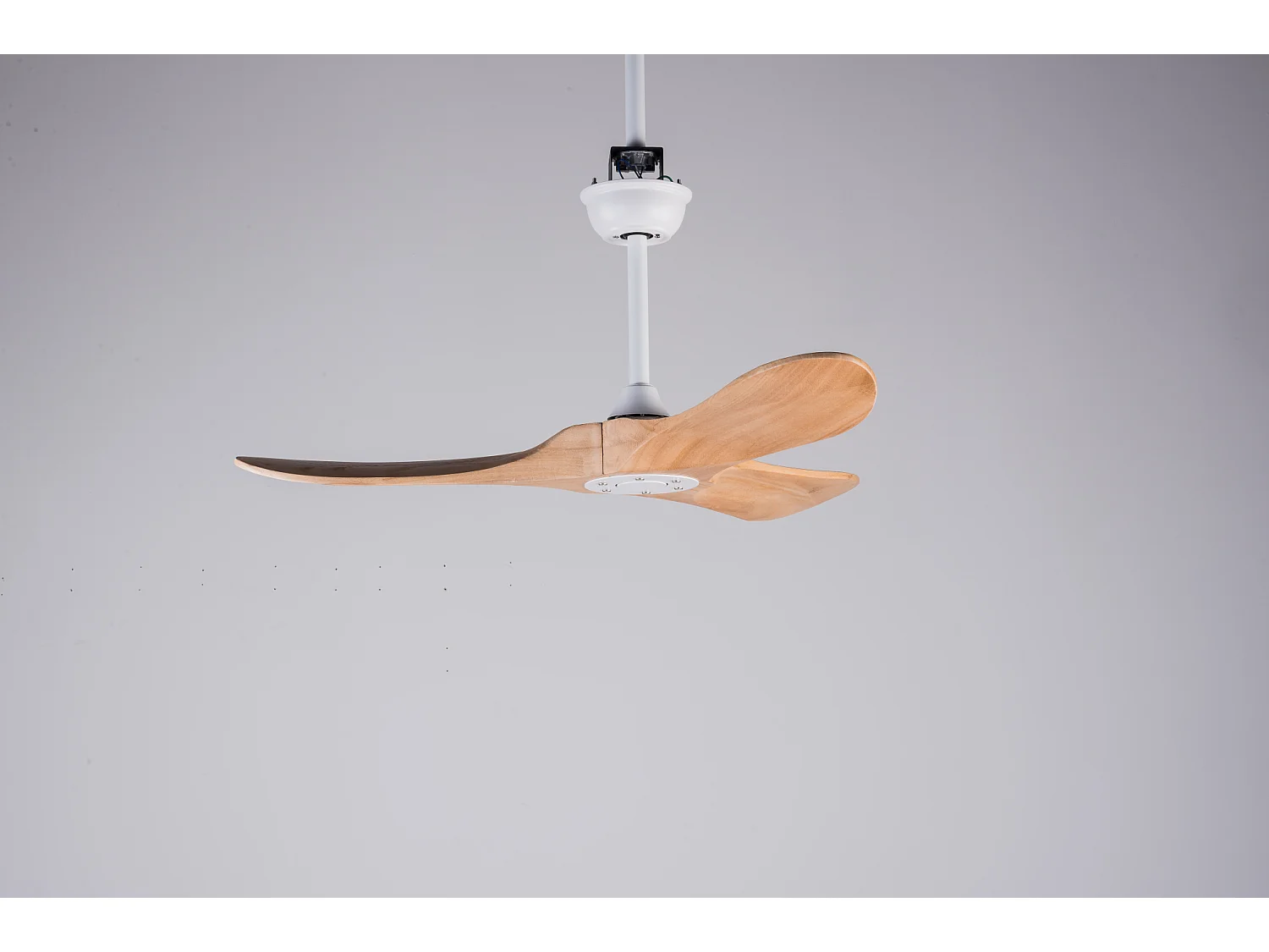 Plafondventilator van 107 cm met 3 houten bladen en afstandsbediening, 6 snelheden - Wit en hout