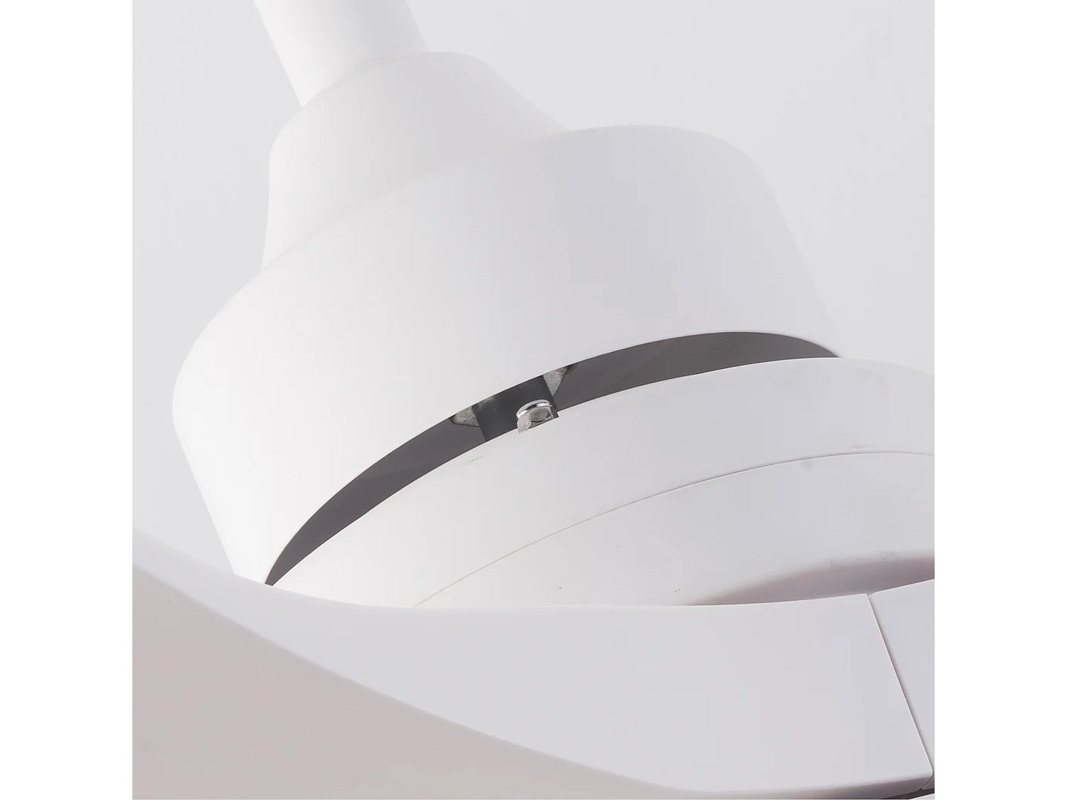 Ventilateur de plafond 107 cm avec lumière , 6 vitesses et minuteur à 3 vitesses - Blanc