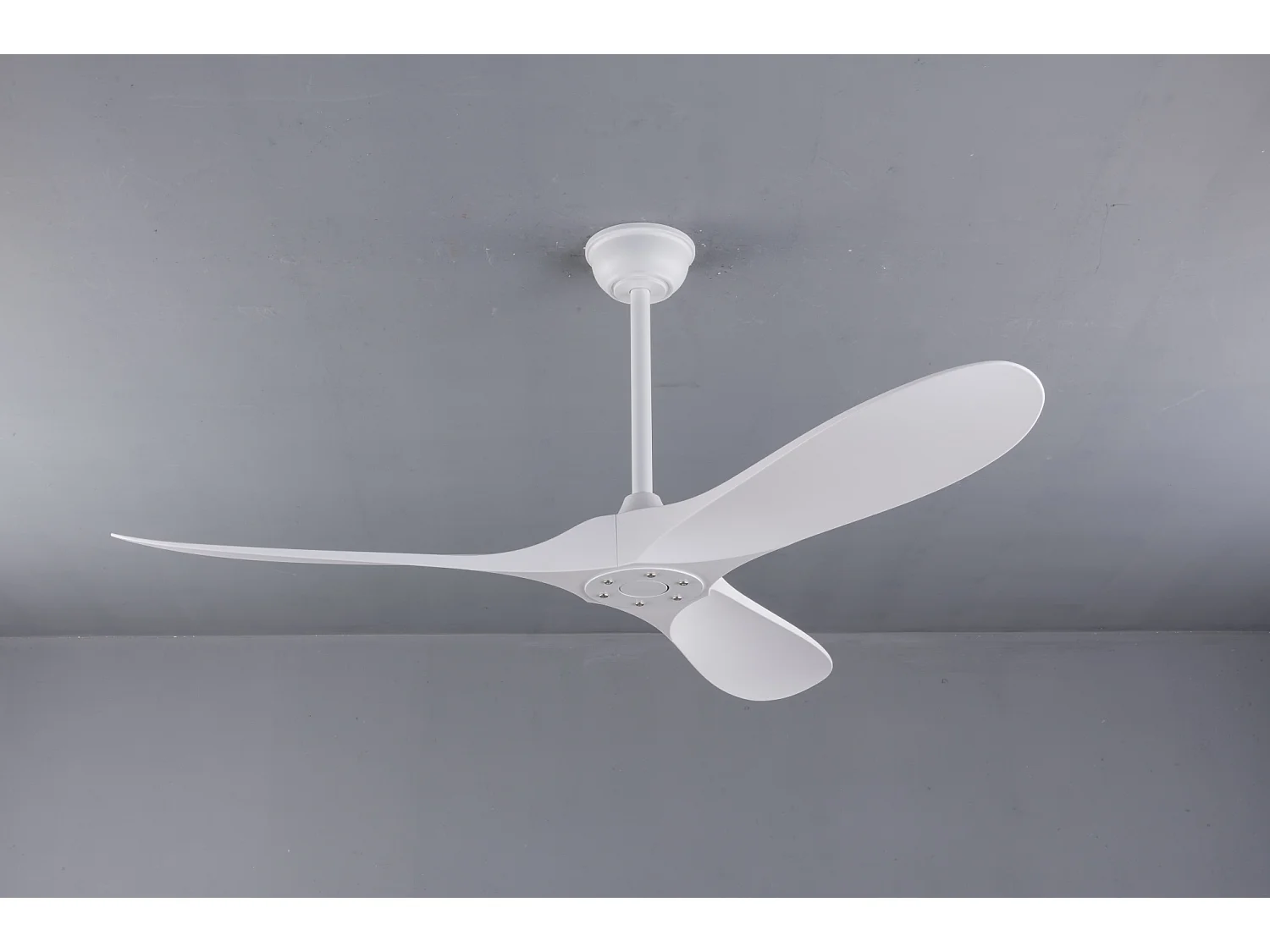 Ventilateur de plafond de 132 cm avec 6 vitesses et télécommande - Blanc