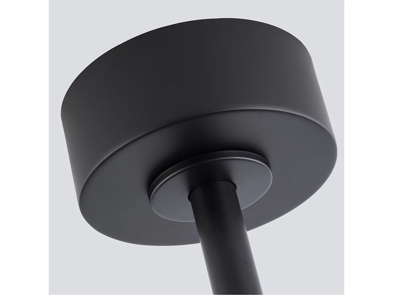 Plafondventilator van 132 cm met verlichting, 6 snelheden en timerfunctie - Zwart