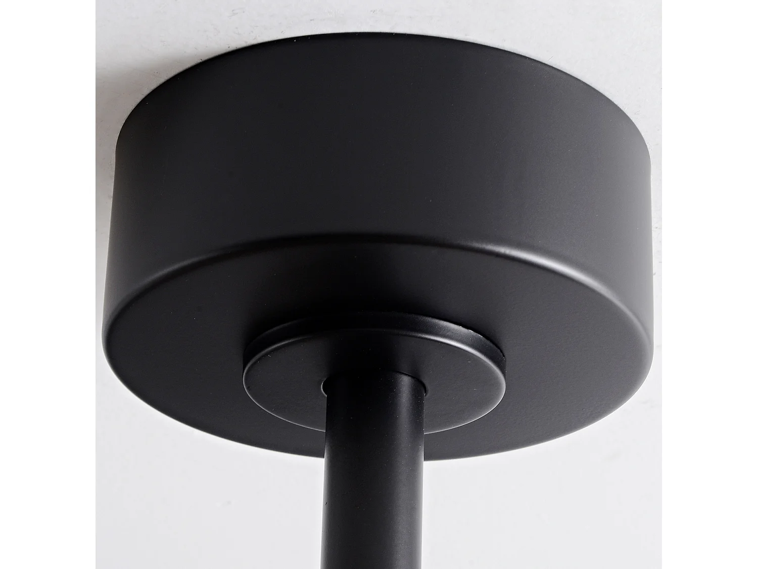 Ventilateur de plafond de 42 pouces avec éclairage, télécommande et moteur silencieux