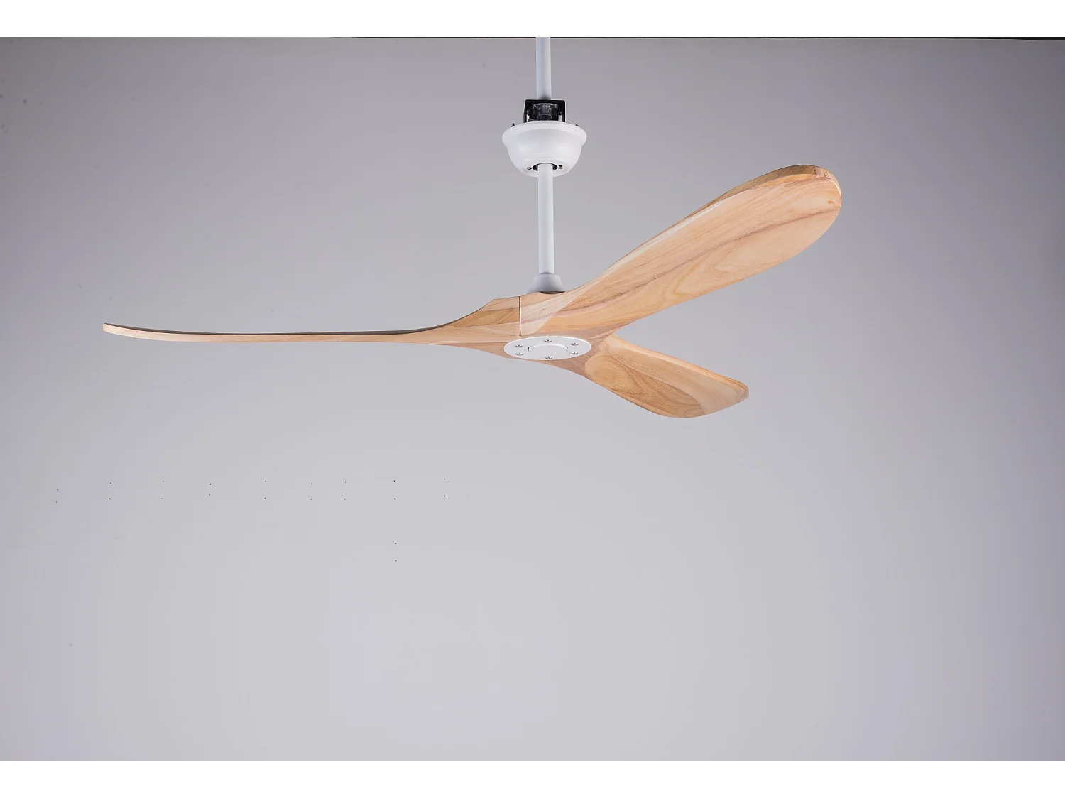 Ventilateur de plafond de 60 pouce sans lumière avec fonction de minuterie 1/4/8h - Naturel et blanc