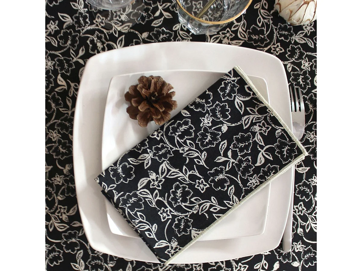 Lot de 4 Serviettes de Table "Linette" 40x40 Noir & Écru