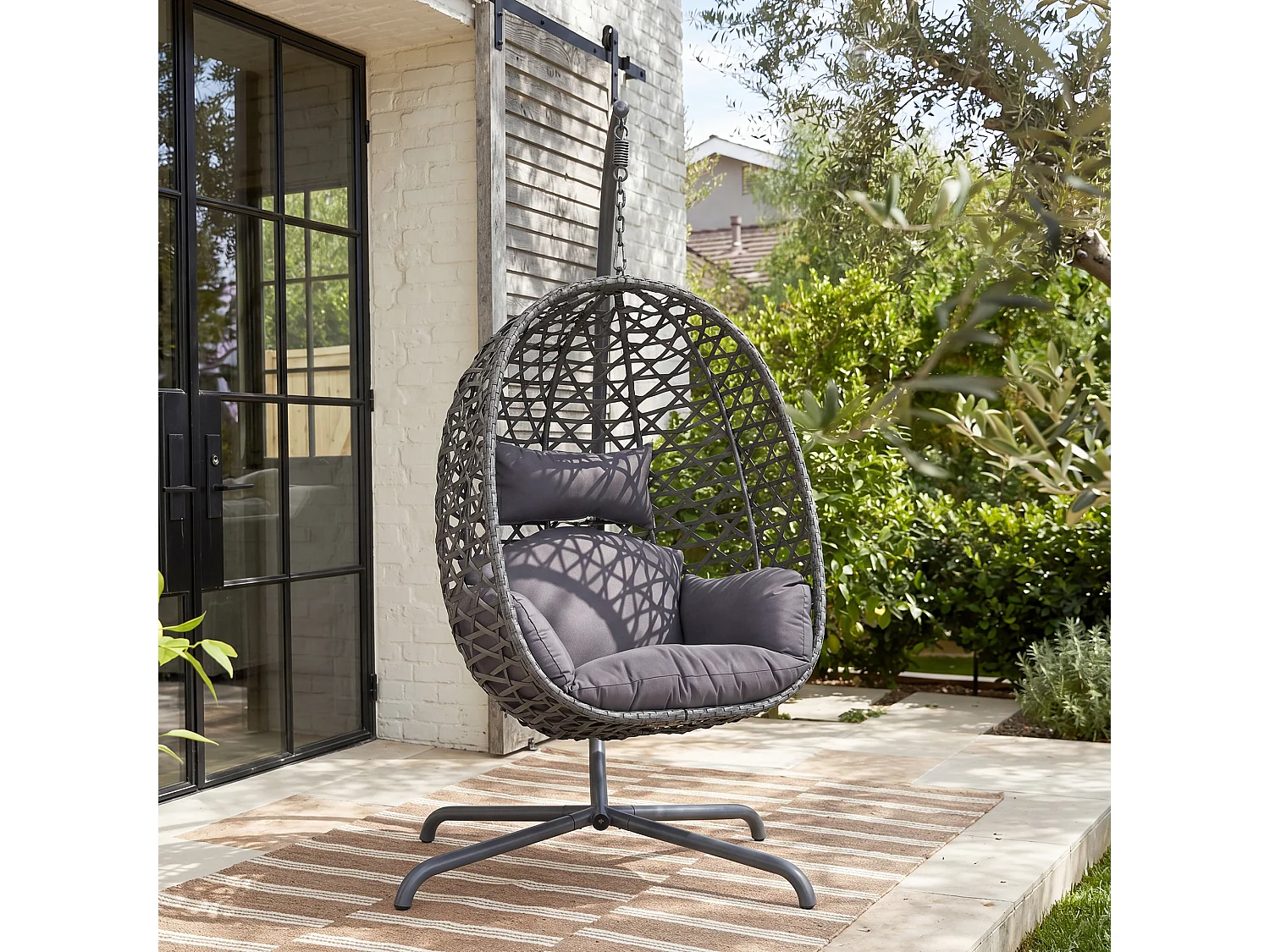 Avestar Balancelle suspendue en forme d’œuf pour extérieur avec coussin moelleux
