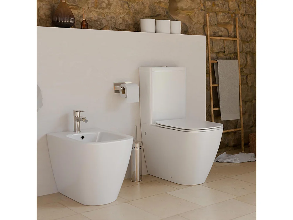 Compleet Whirlflush Toilet Tegen de Muur | Ultradunne Soft Close Toiletzitting met Easy Click | Glanzend Wit