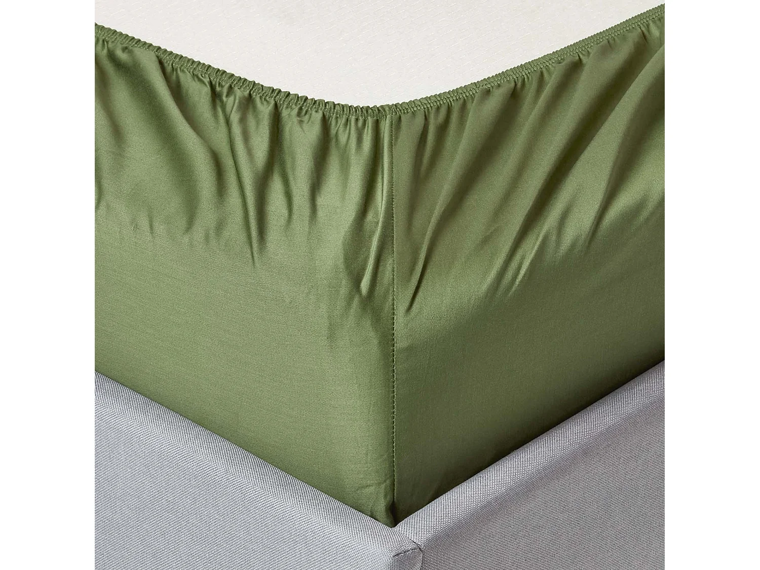 Homescapes Moss Green Organic Cotton Deep Fitted Sheet 18 inch 400 Thread count, King