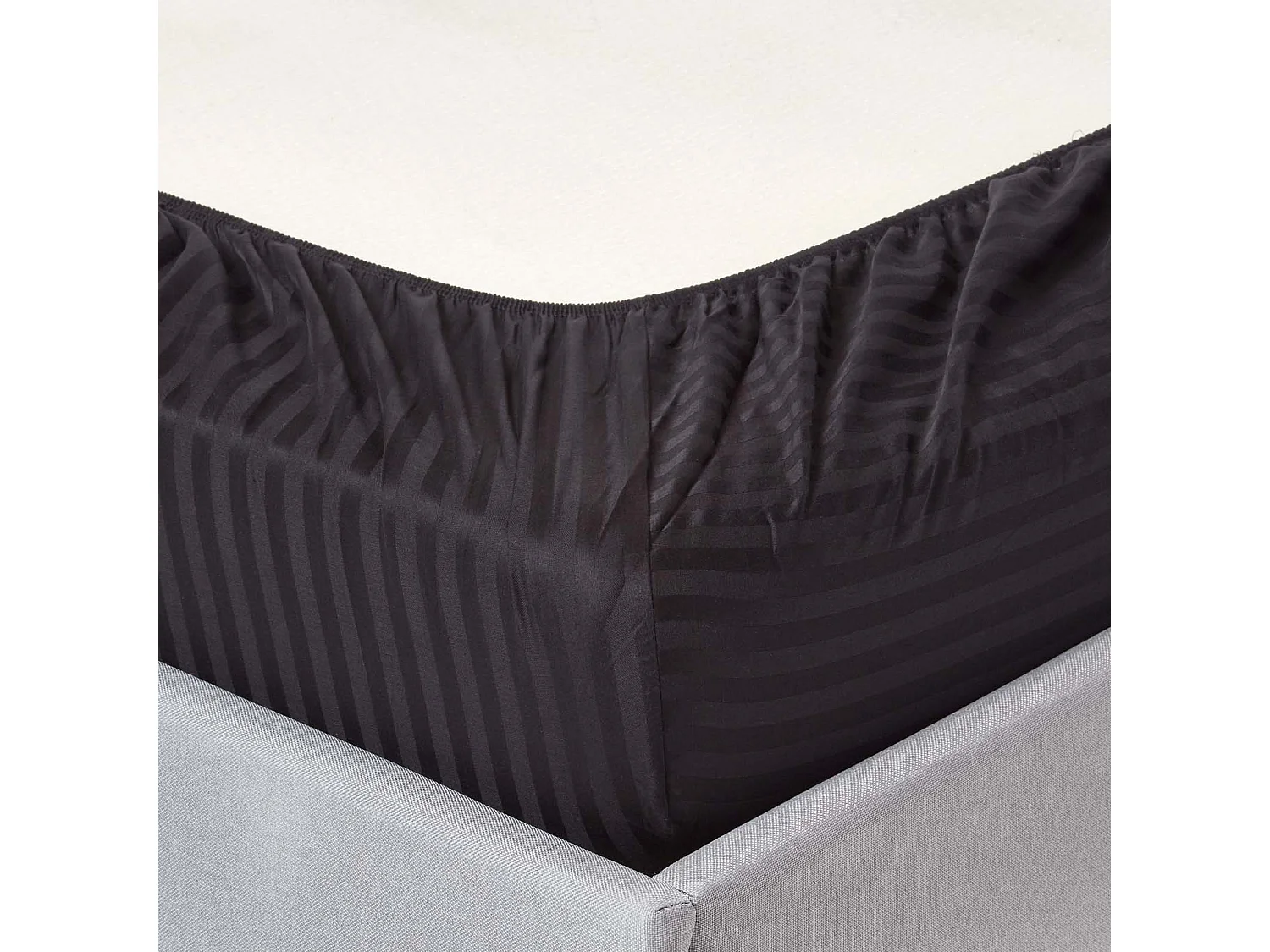 Homescapes Black Egyptian Cotton Satin Stripe Fitted Sheet 330 TC, Double