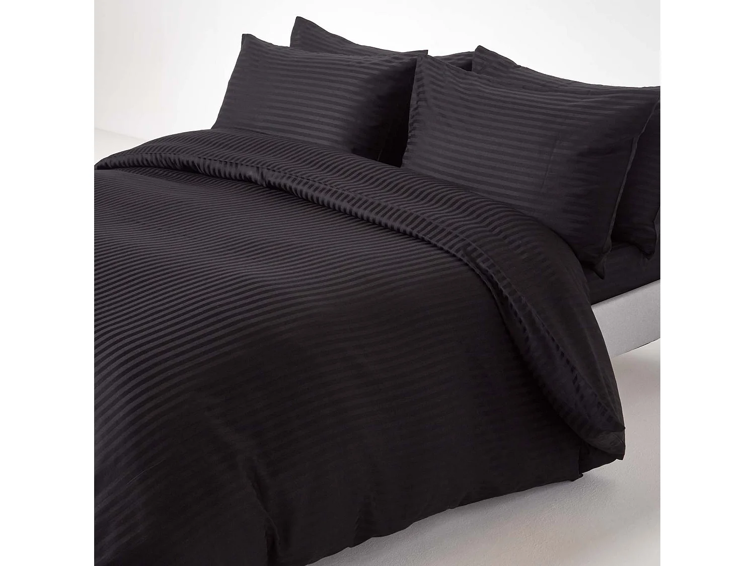 Homescapes Black Egyptian Cotton Satin Stripe Fitted Sheet 330 TC, Double