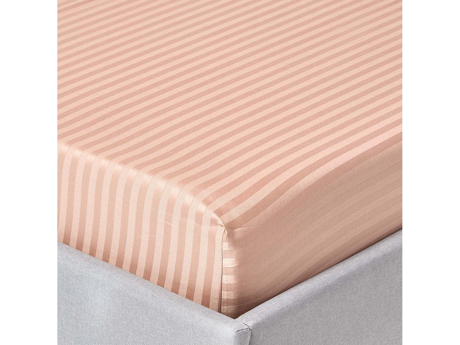 Homescapes Beige Egyptian Cotton Satin Stripe Fitted Sheet 330 TC, Super King