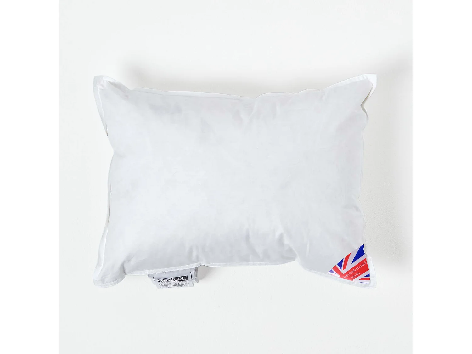 Homescapes Luxury Duck Feather Cushion Pad Insert 30 x 40 cm Ethical, 100% Cotton Cover, Hypoallergenic, Machine Washable, Bounce-Back, 12 x 16" Inner