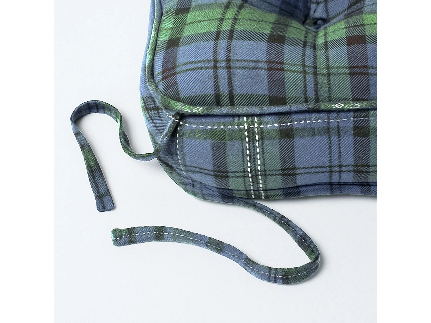 Homescapes Cotton Dining Chair Booster Cushion Firm 10cm Thick Seat Pad, 40 x 40 cm, Green, Tartan, 100% Cotton Cover, Quilted, Ties Supportive