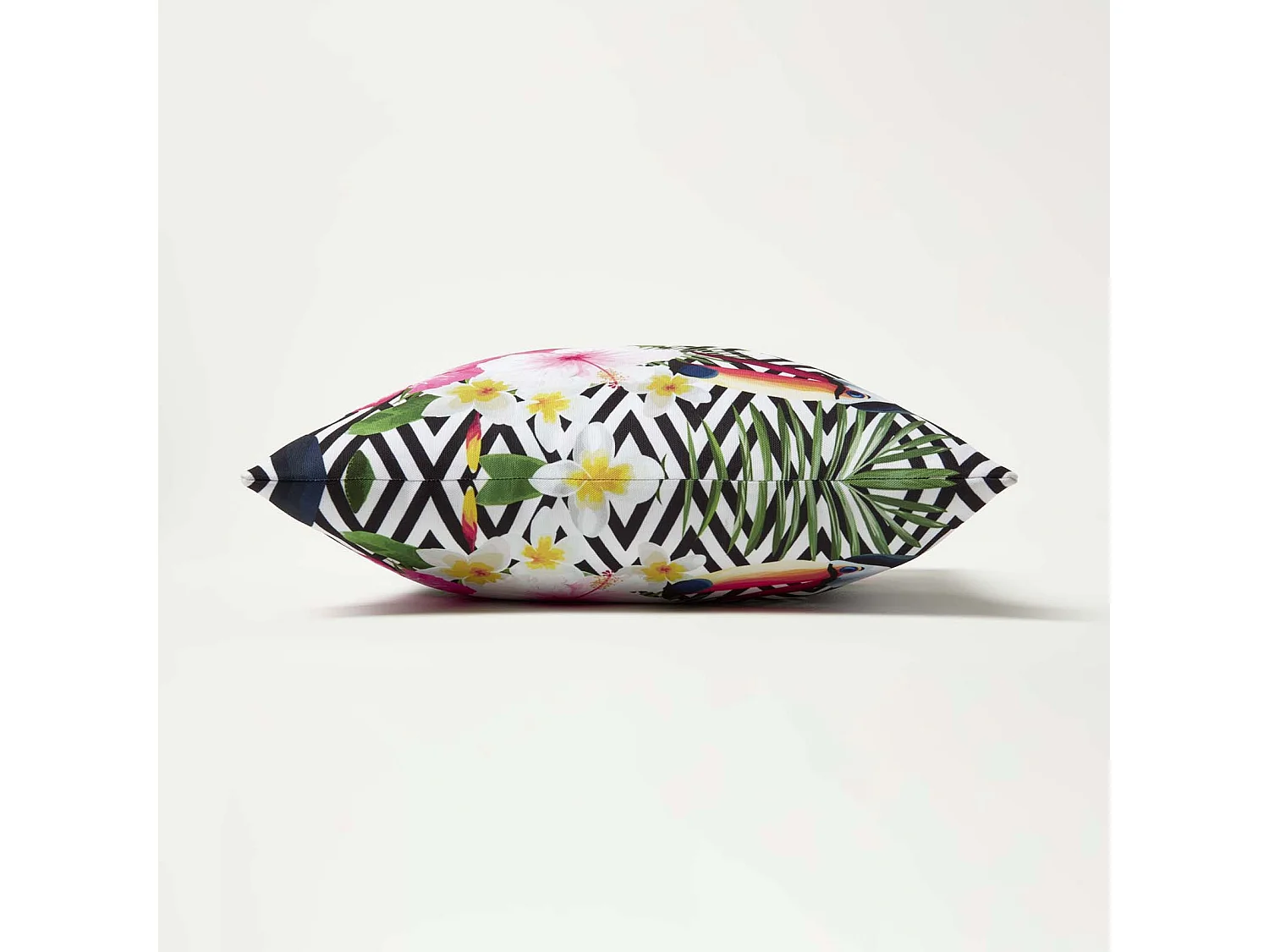 Homescapes Toucan Outdoor Cushions for Garden Waterproof 45 cm, Set of 2