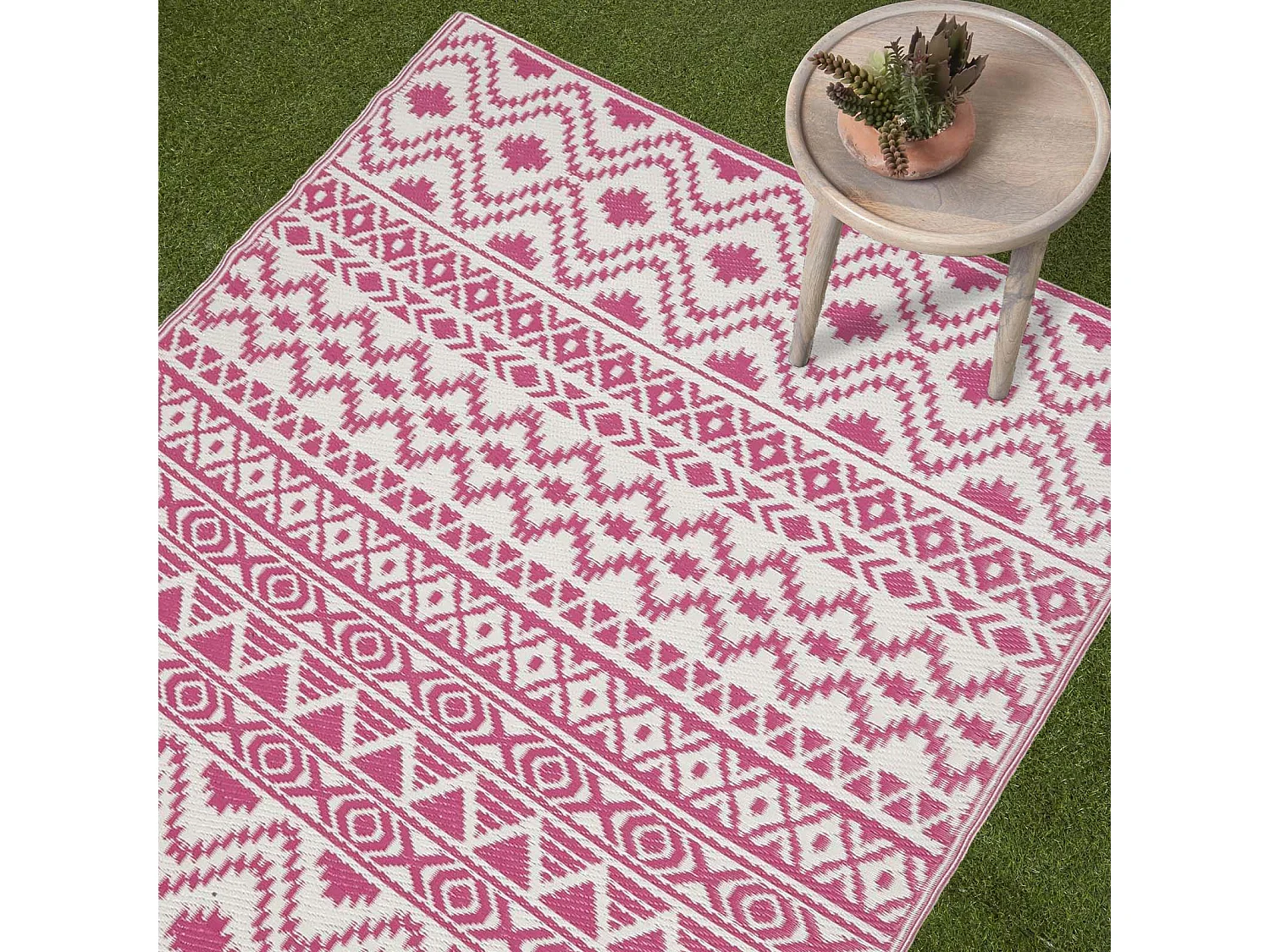 Homescapes Luxury Outdoor Rug Waterproof Reversible for Garden Patio, 120 x 180 cm, Pink, 100% Recycled, Tia Aztec