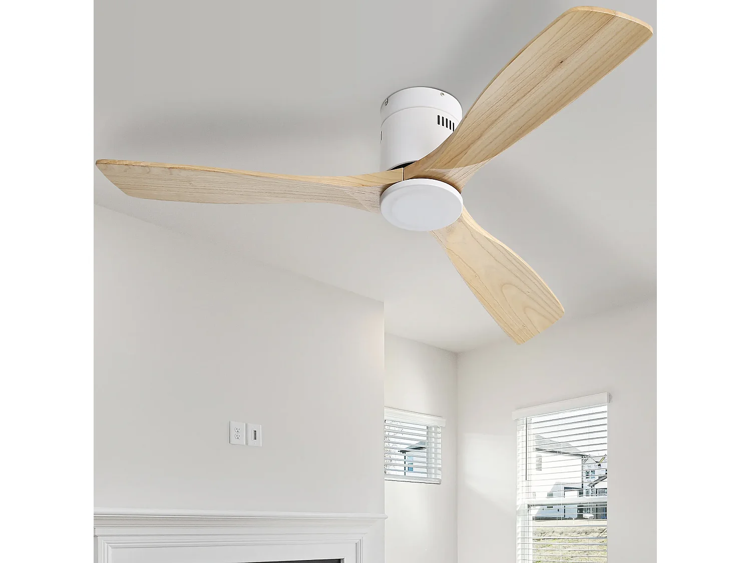 Ventilateur de Plafond Design 132cm, 52" - Moteur DC Ultra-Silencieux, 3 Pales en Bois Massif, Télécommande, Réversible, Sans Lumière - Blanc