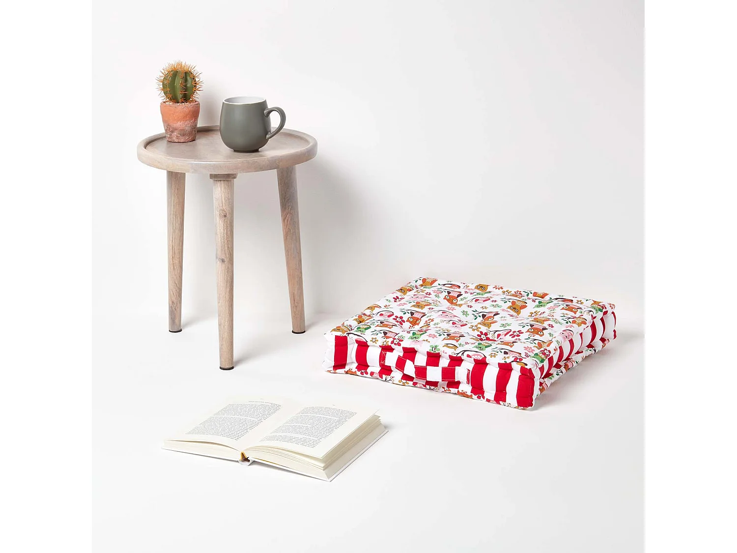 Homescapes 100% Cotton Owl Floor Cushion, 50 x 50 x 10 cm, Red, OEKO-TEX Certified, Handcrafted, 20 x 20 x 4"