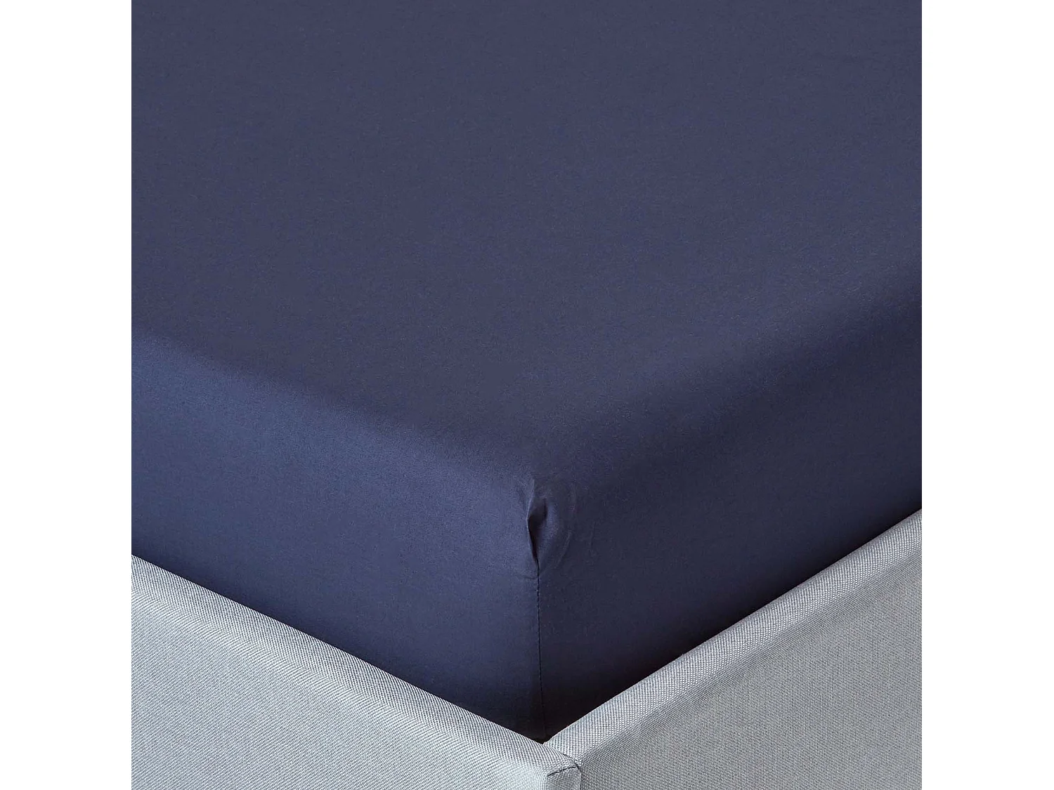 Homescapes Navy Blue Egyptian Cotton Fitted Sheet 200 TC, King