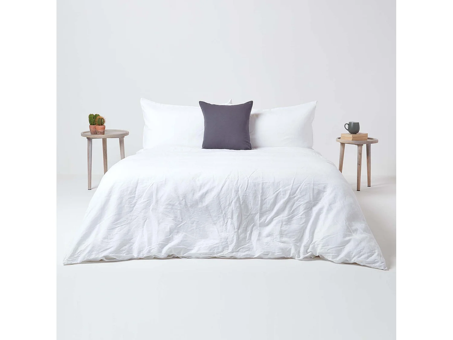 Homescapes Dark Grey European Linen Pillowcase, 80 x 80 cm