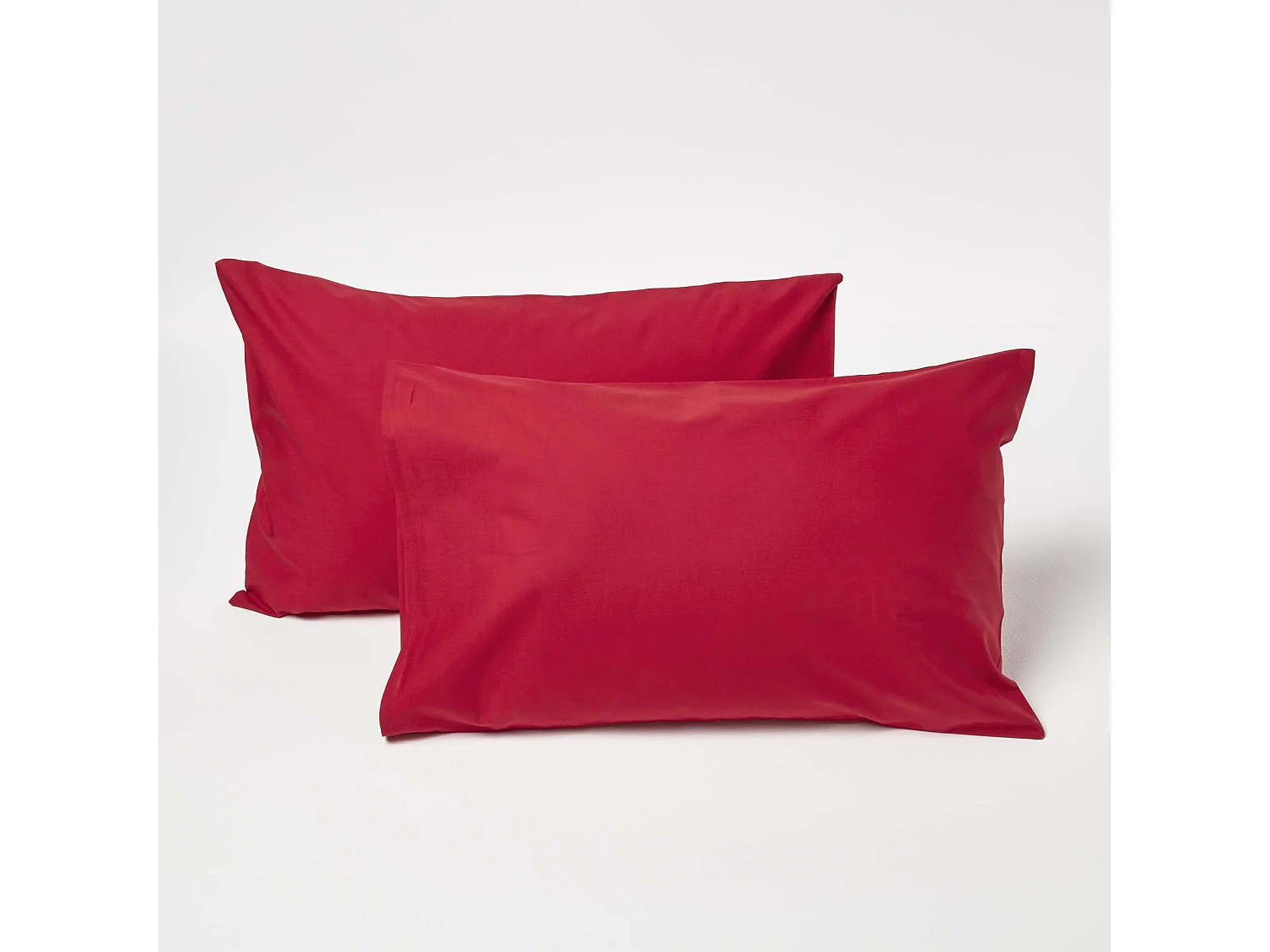 Homescapes Red Cotton Kids Pillowcases 40 x 60 cm 200 Thread Count, 2 Pack