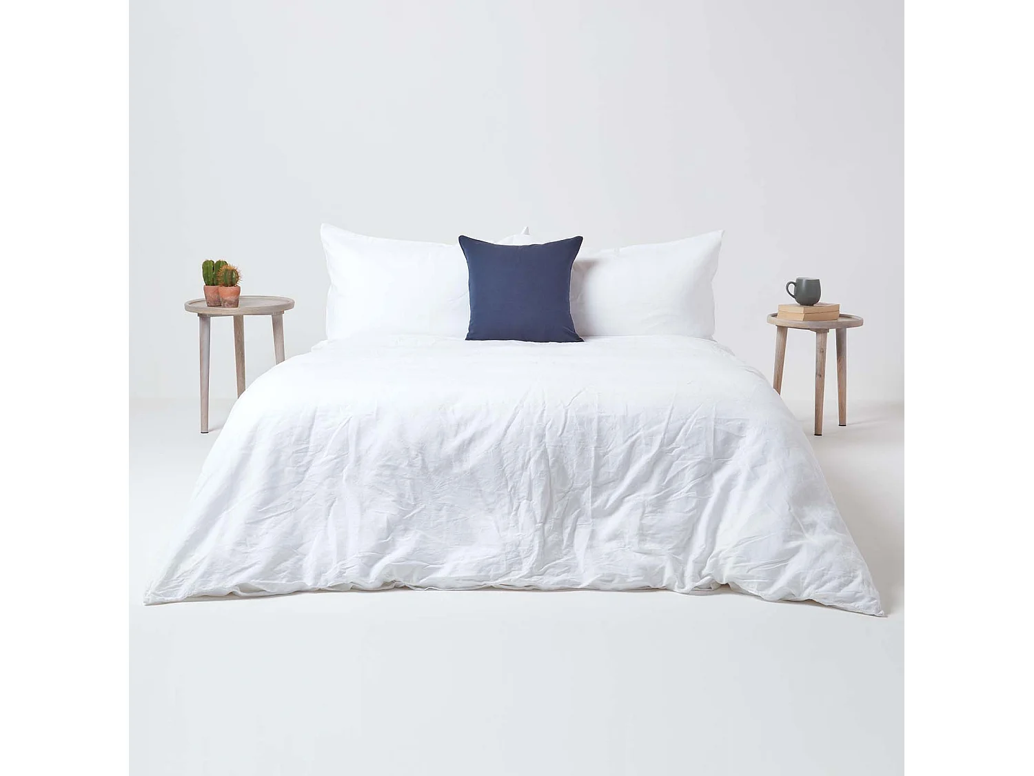 Homescapes Navy Blue European Linen Pillowcase, 60 x 60 cm