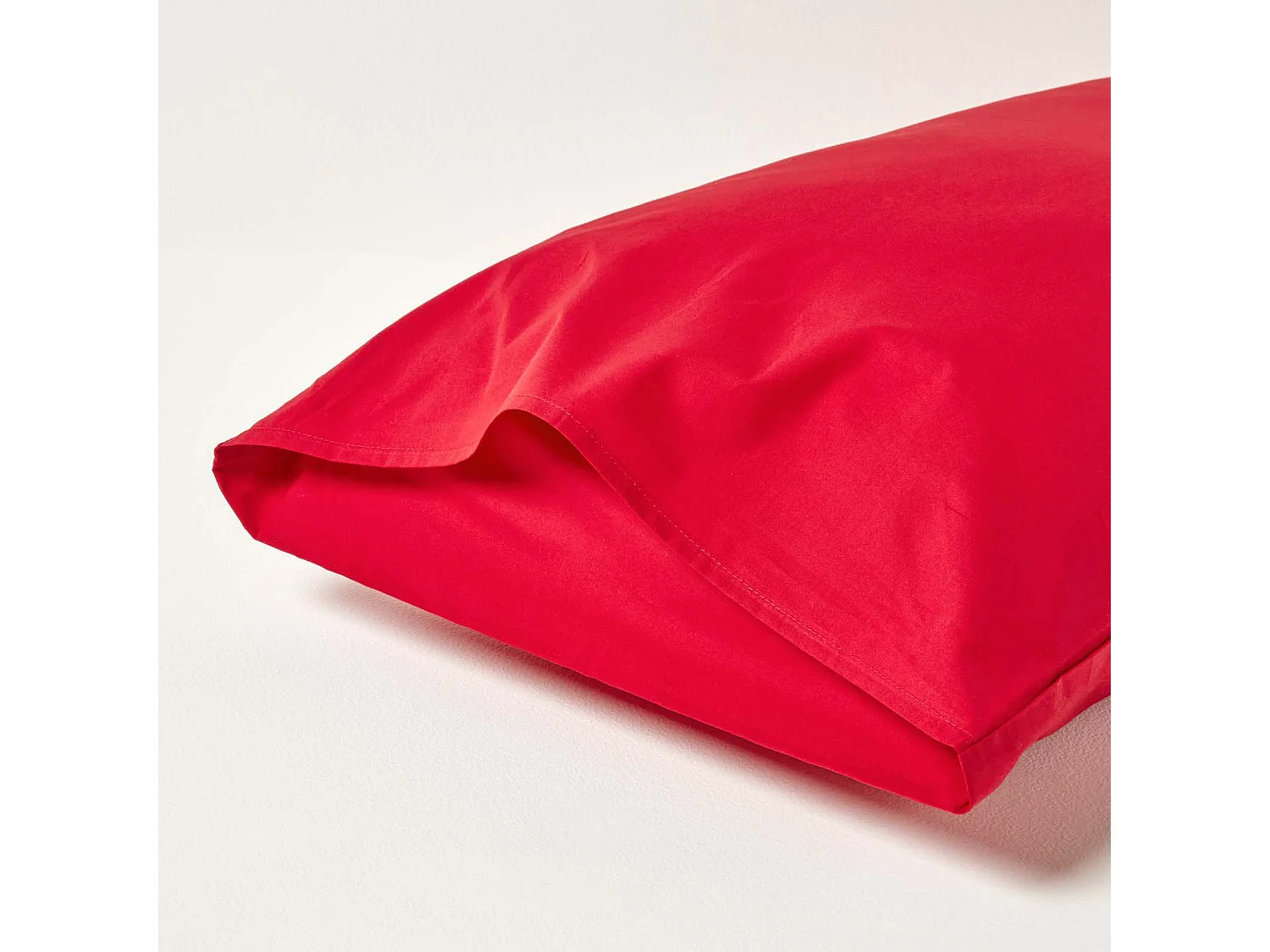 Homescapes Red Egyptian Cotton Housewife Pillowcase 200 TC