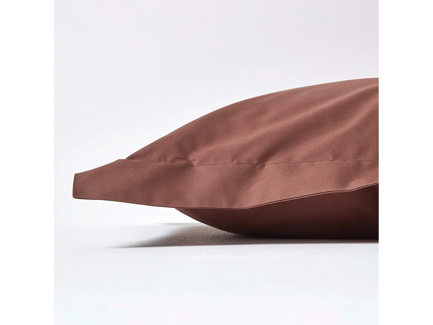 Homescapes Chocolate Egyptian Cotton Oxford Pillowcase 200 TC