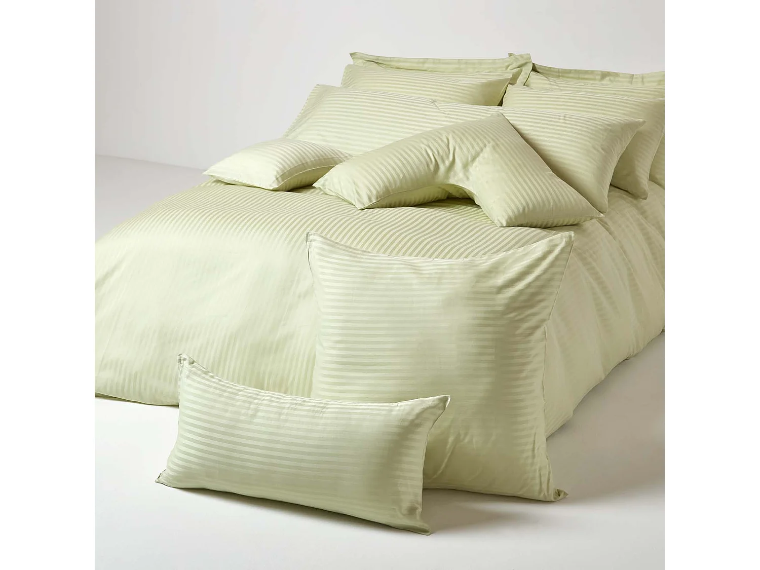 Homescapes Sage Green Continental Egyptian Cotton Pillowcase 330 TC, 40 x 80 cm