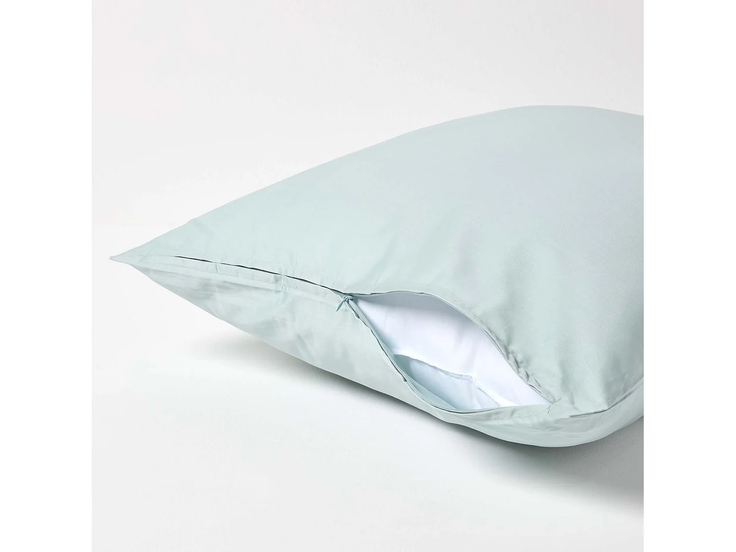 Homescapes Duck Egg Blue Organic Cotton Continental Pillowcase 400 TC, 60 x 60 cm