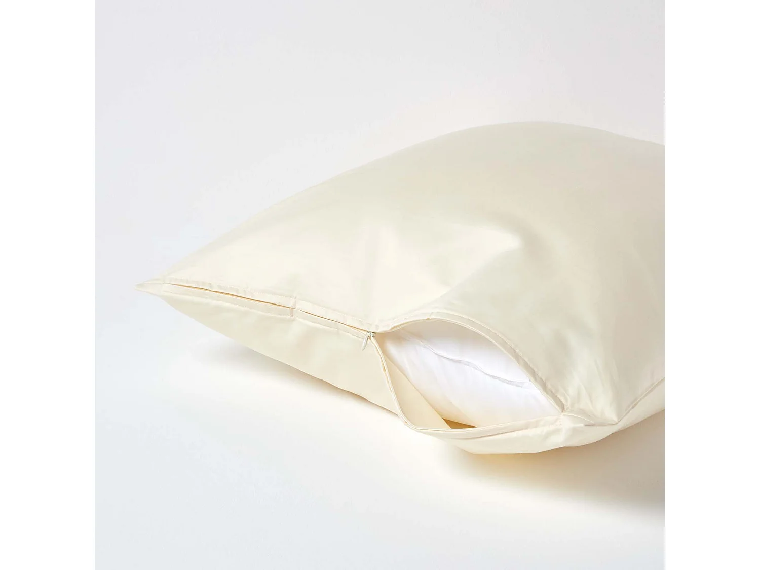 Homescapes Cream Continental Egyptian Cotton Pillowcase 1000 TC, 60 x 60 cm