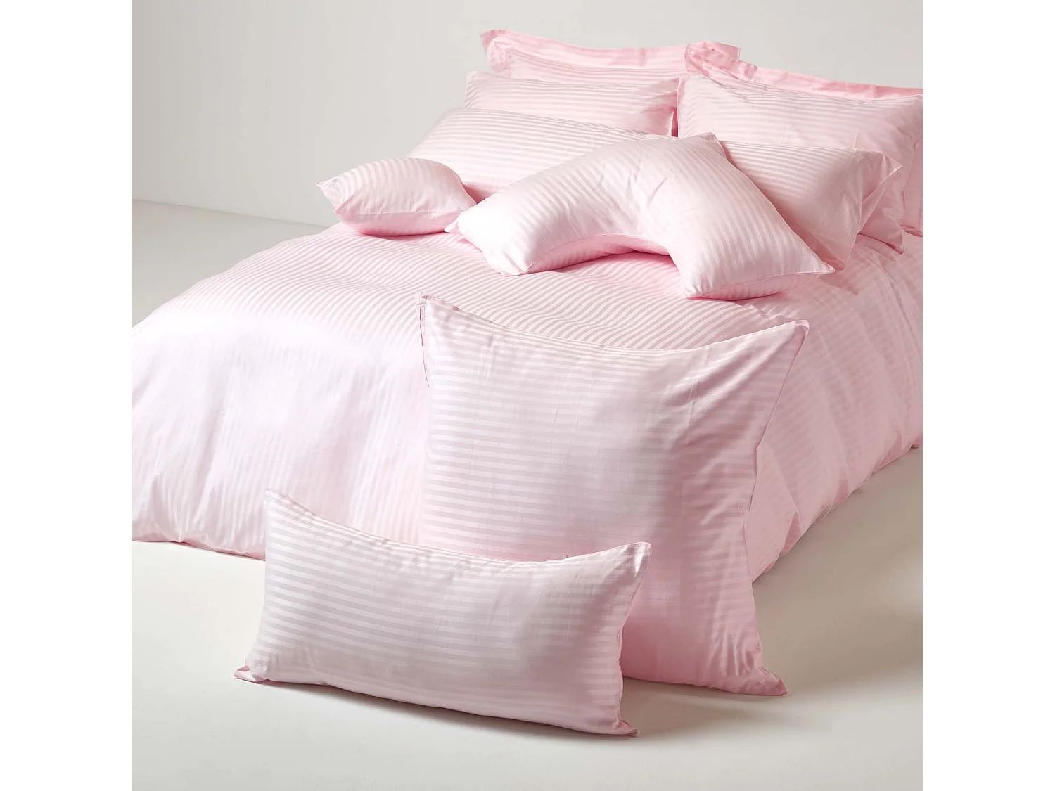 Homescapes Pink Egyptian Cotton Satin Stripe Housewife Pillowcase 330 TC