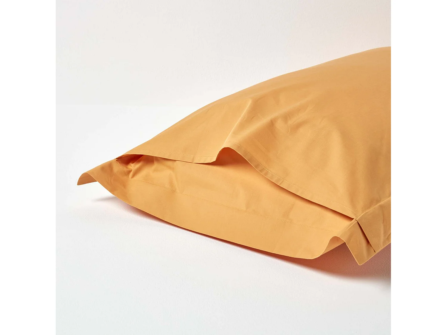 Homescapes Mustard Yellow Egyptian Cotton Oxford Pillowcase 200 TC, Standard