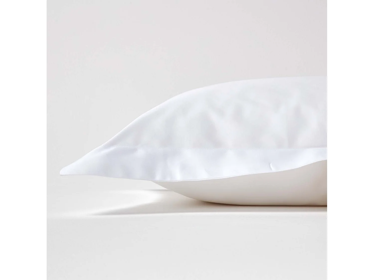 Homescapes White Organic Cotton Oxford Pillowcase 400 TC