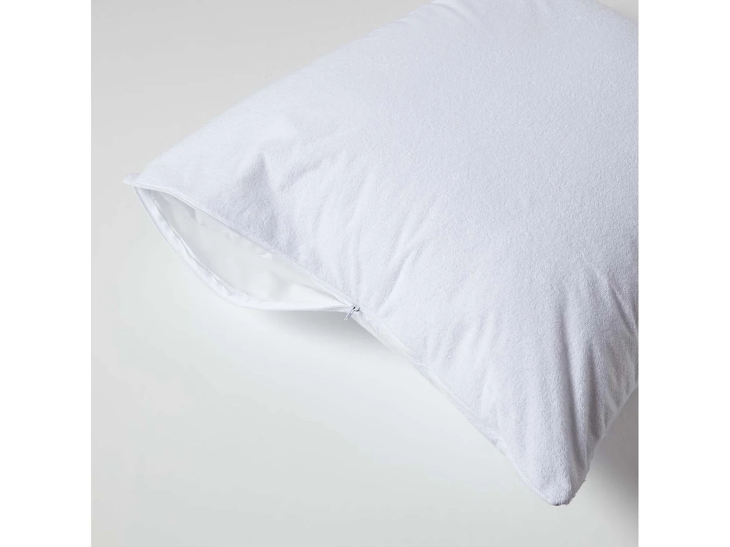Homescapes Terry Towelling Waterproof Pillow Protectors 80 x 80 cm, Pack of 4