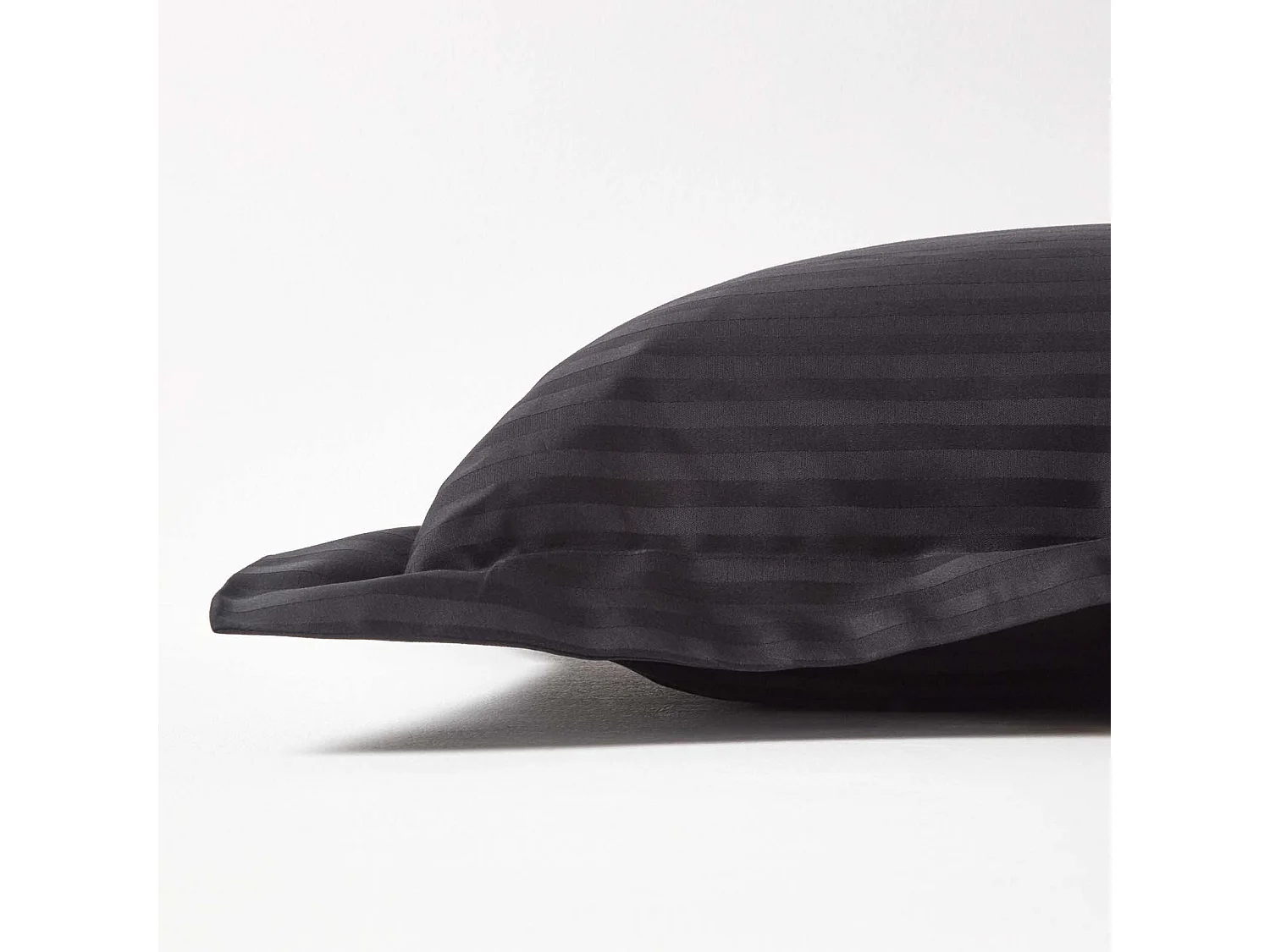 Homescapes Black Egyptian Cotton Ultrasoft King Size Oxford Pillowcase 330 TC