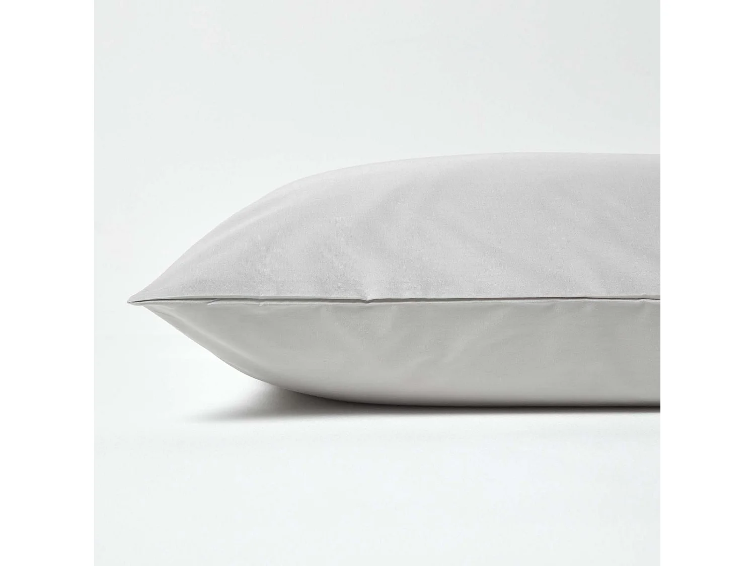 Homescapes Silver Grey Continental Egyptian Cotton Pillowcase 200 TC, 40 x 80 cm