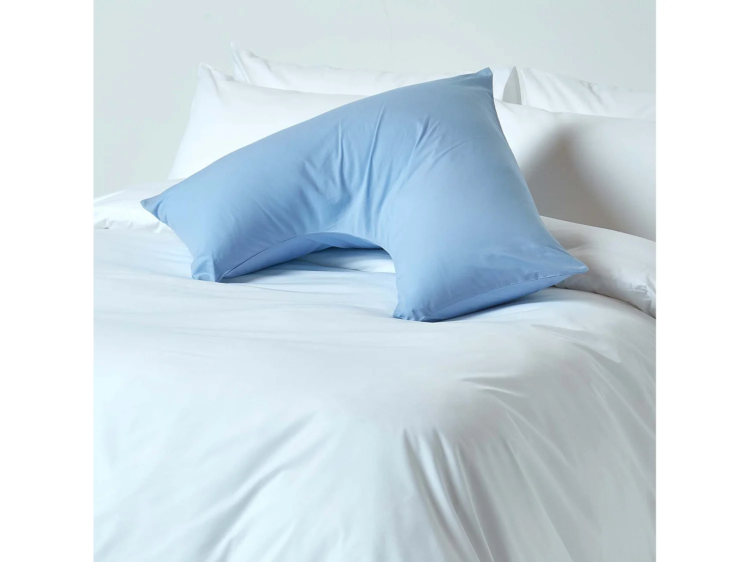 Homescapes Blue Egyptian Cotton V Shaped Pillowcase 200 TC