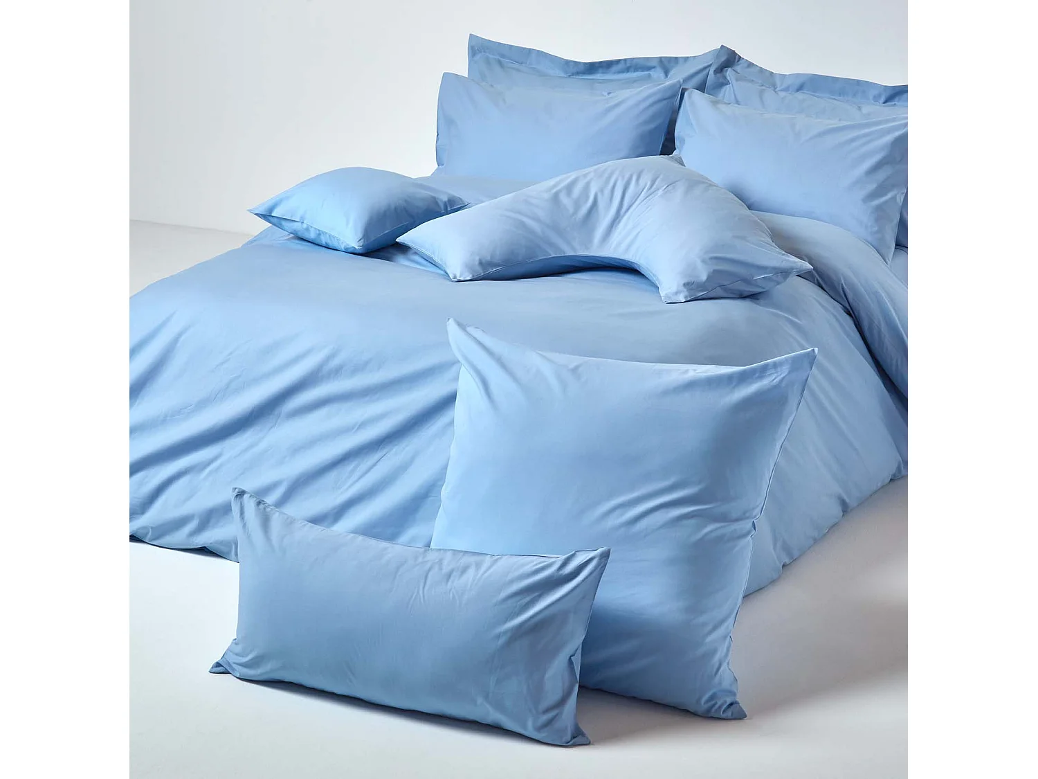 Homescapes Blue Egyptian Cotton V Shaped Pillowcase 200 TC