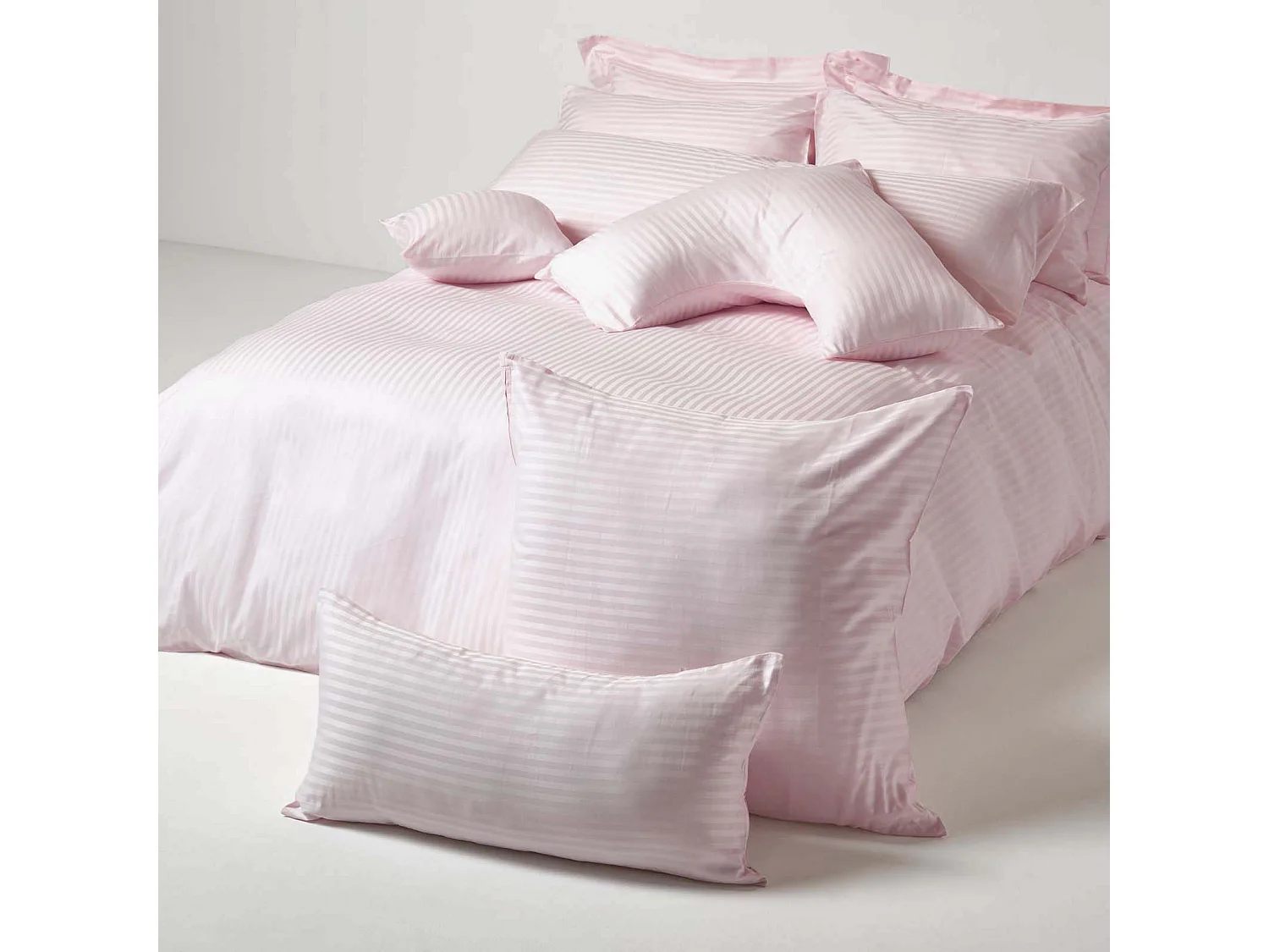 Homescapes Dusky Pink Violet Egyptian Cotton Ultrasoft Housewife Pillowcase 330 TC, KingSize