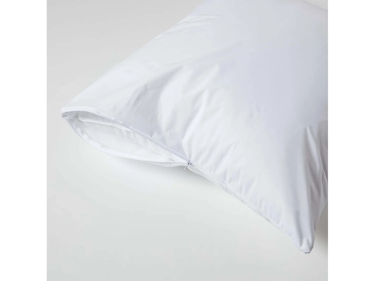 Homescapes Waterproof Pillow Protectors 60 x 60 cm, Pack of 4