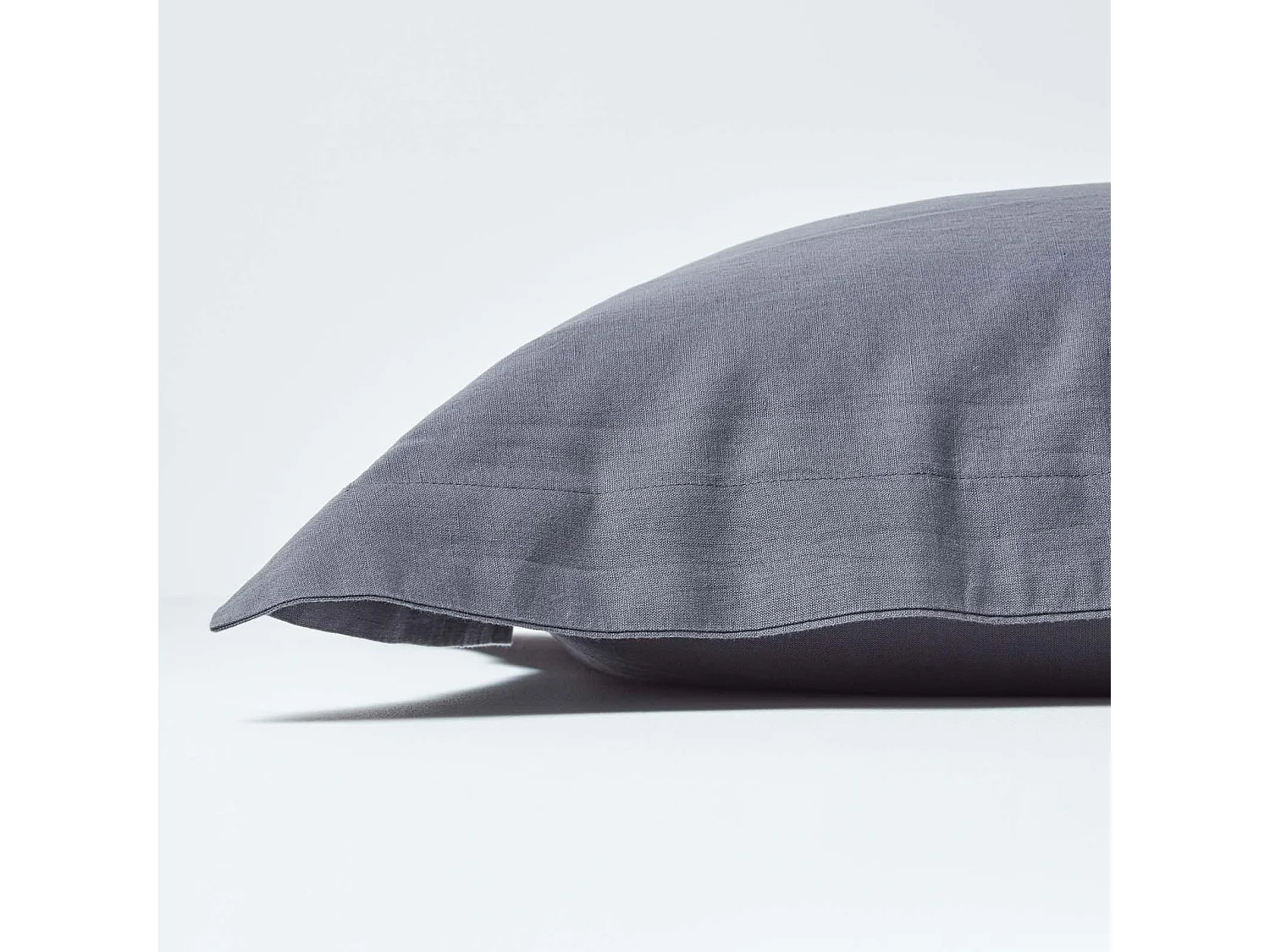 Homescapes Dark Grey Linen Oxford Pillowcase, Standard