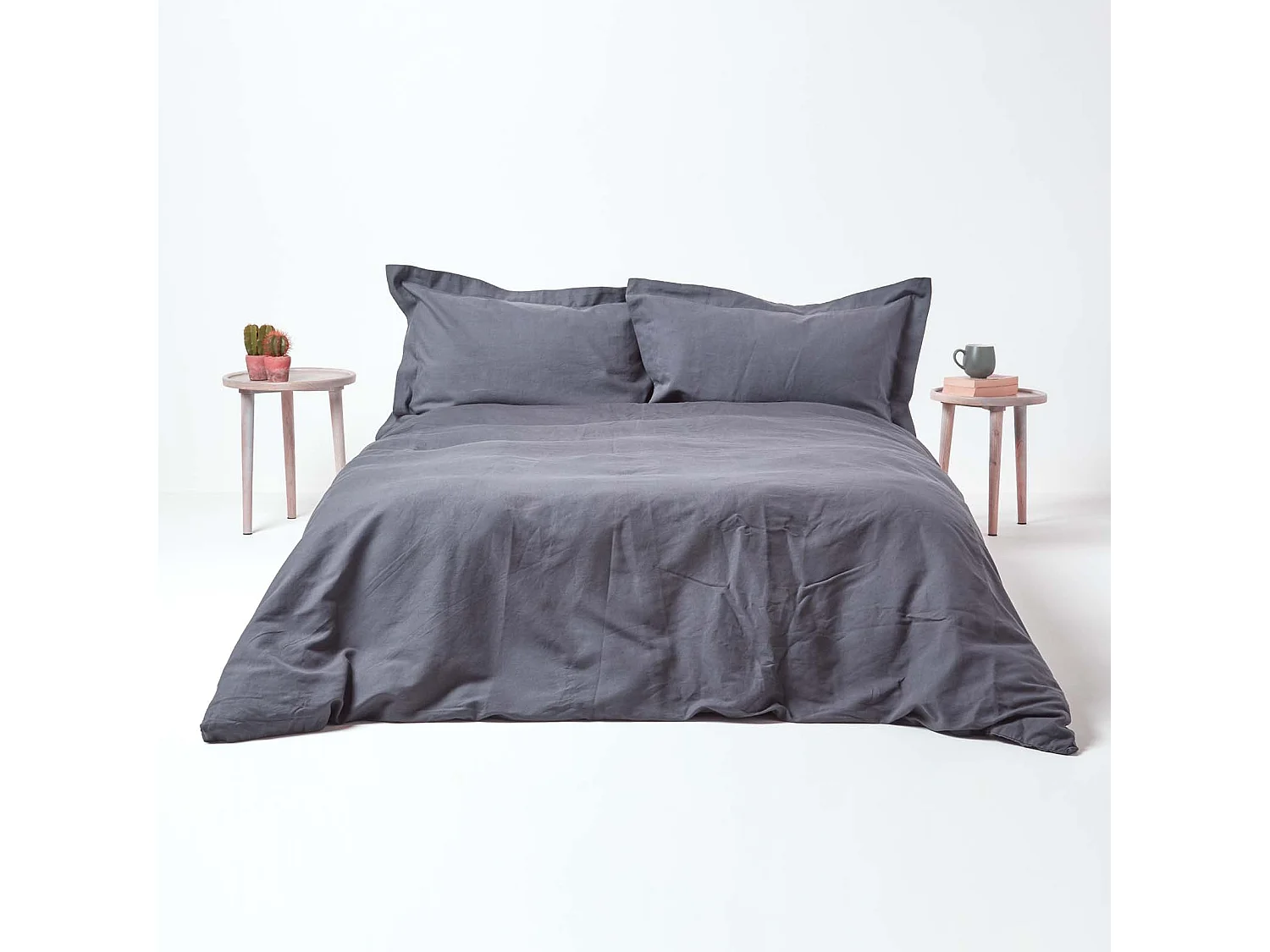 Homescapes Dark Grey Linen Oxford Pillowcase, Standard
